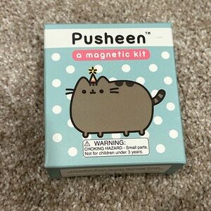 Pusheen Polka Dot Magnetic Kit